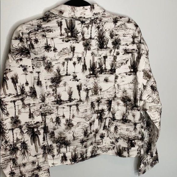 Addition Elle Women All Over Printed Cropped Boyfriend Jean Jacket Plus Size X - Picture 10 of 12